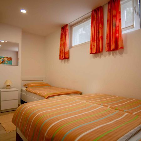 Hisa Taljat Apartment โมสต์ นา โซชิ ภายนอก รูปภาพ